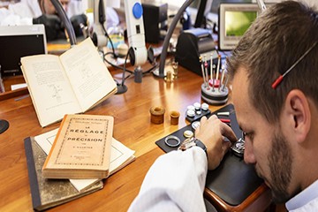 昆明江诗丹顿为什么停了